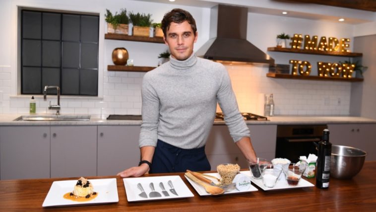 Antoni Porowski Boursin Friendsgiving With Antoni Porowski