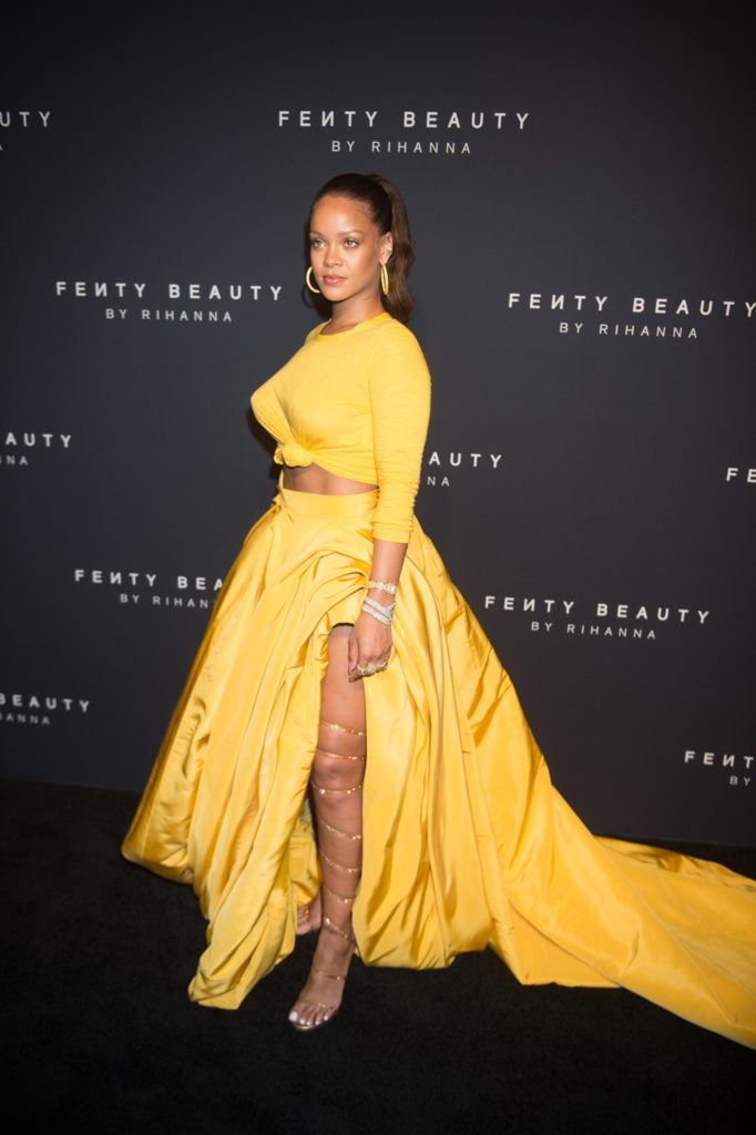 Rihanna Goes Pink For New Fenty Beauty Ad – Socialite Life