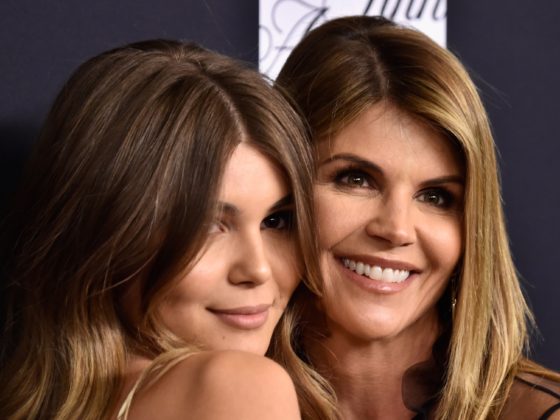 Lori Loughlin WCRF's "An Unforgettable Evening" - Arrivals