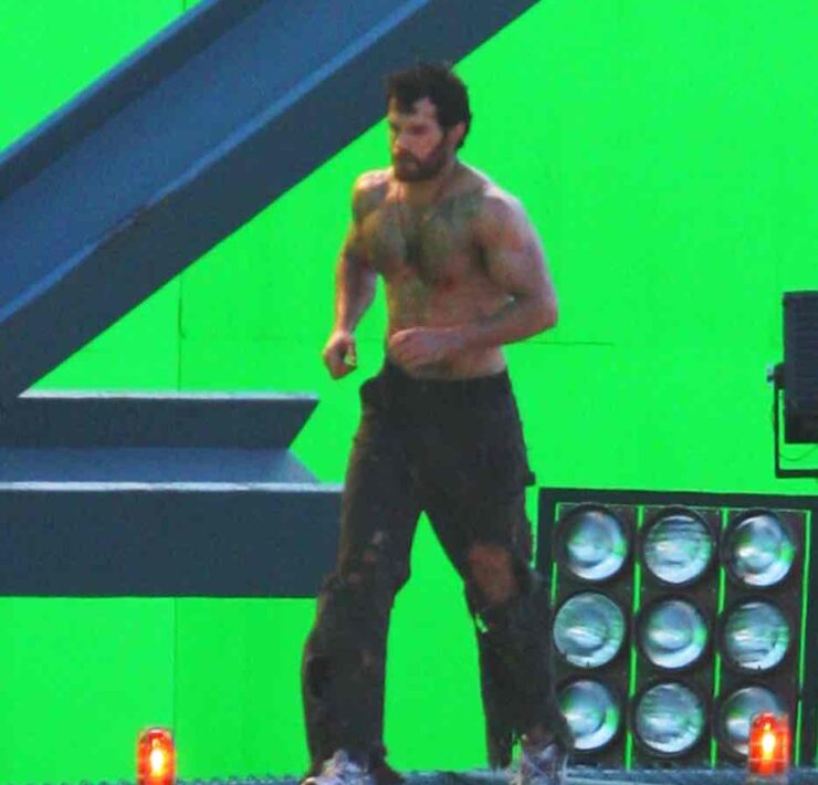 A Shirtless Henry Cavill On The Set Of 'Man Of Steel'