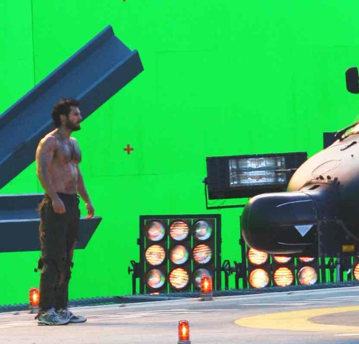 A Shirtless Henry Cavill On The Set Of 'Man Of Steel'