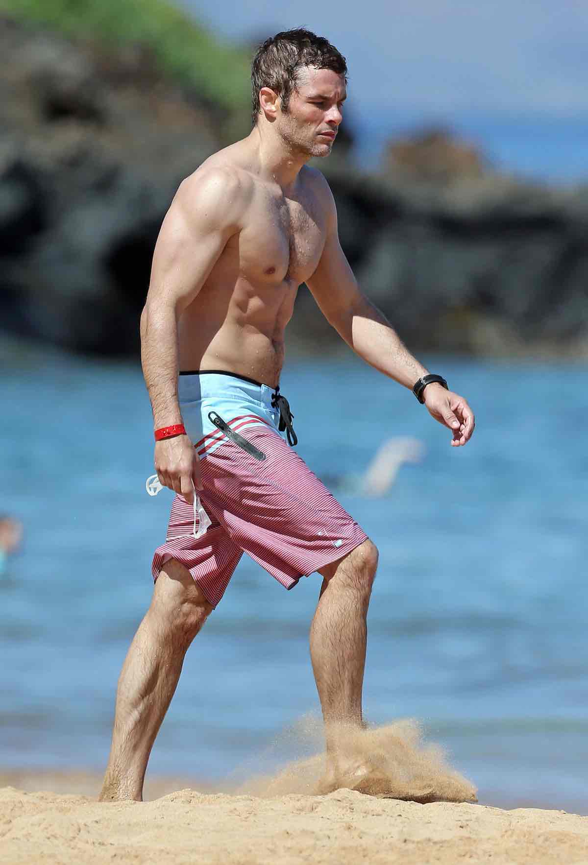 James Marsden Hits The Beach In Maui.