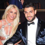 Britney Spears Sports Mask for Beach Outing With Boyfriend Sam Asghari
