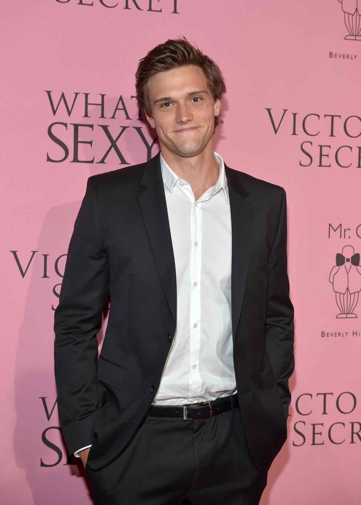 'Flash' Star Hartley Sawyer Fired for Racist, Homophobic and ...