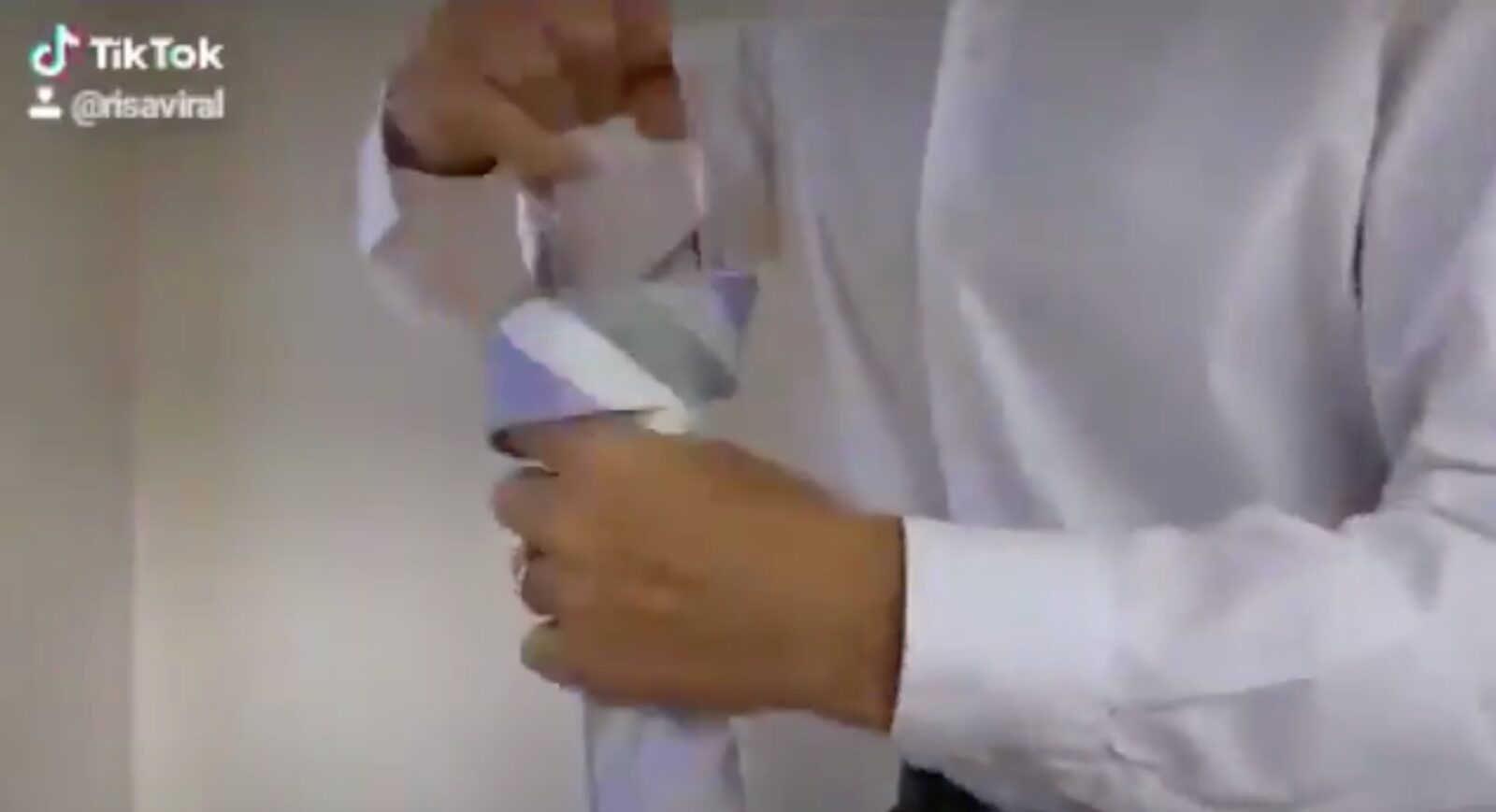 WOW: For those men who still don't know how to tie a tie — WATCH 6 How to Tie a Tie