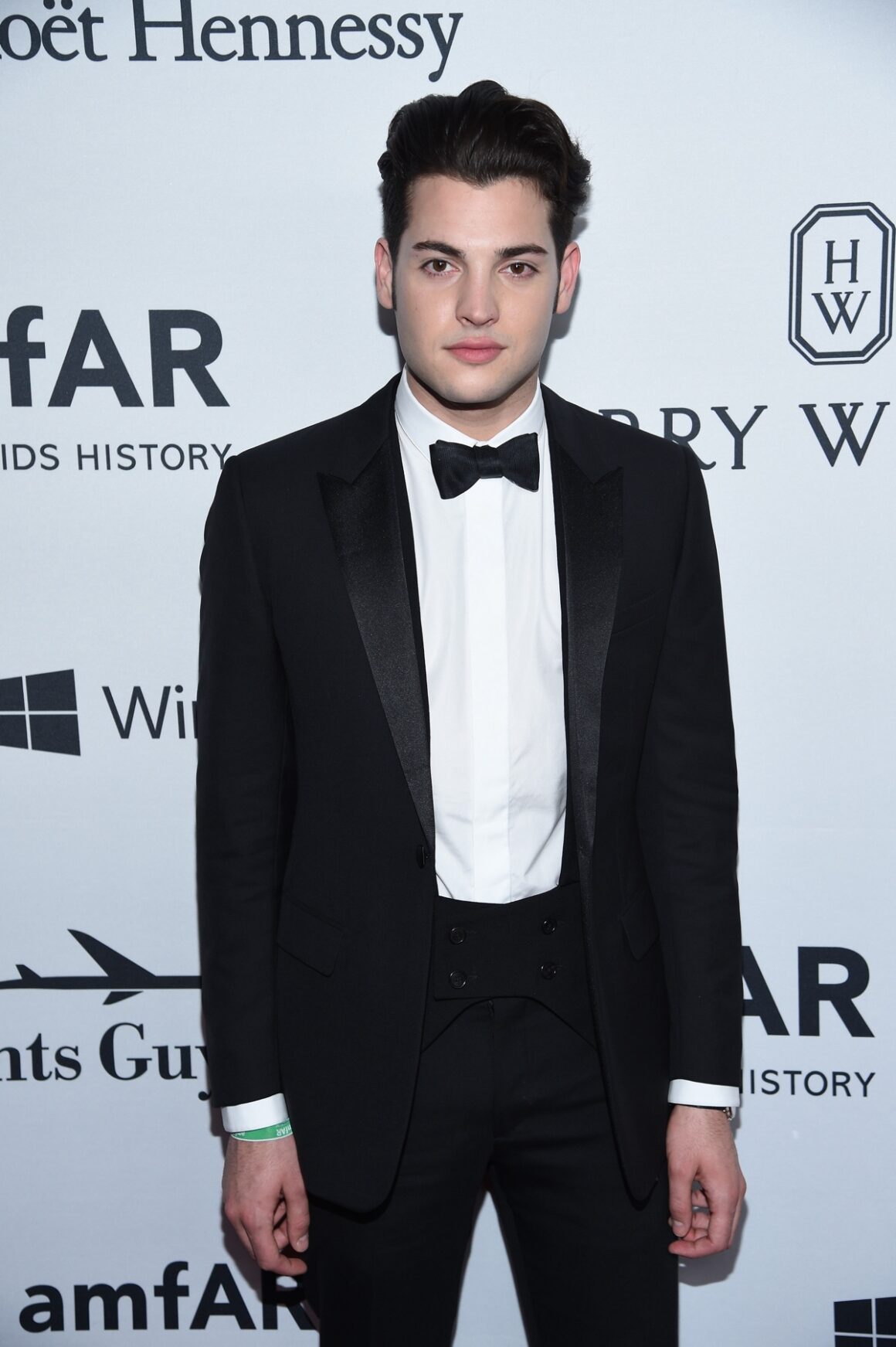 Socialite Harry Brant dead at 24 of accidental overdose – Socialite Life