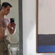 Sophie Turner has some fun with Joe Jonas' thirst trap photo