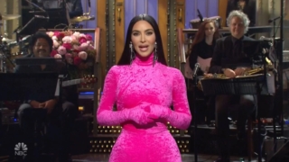 Kim Kardashian’s SNL monologue took shots at Kanye, Kris, sex tape