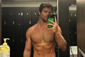 Instahottie 12252025