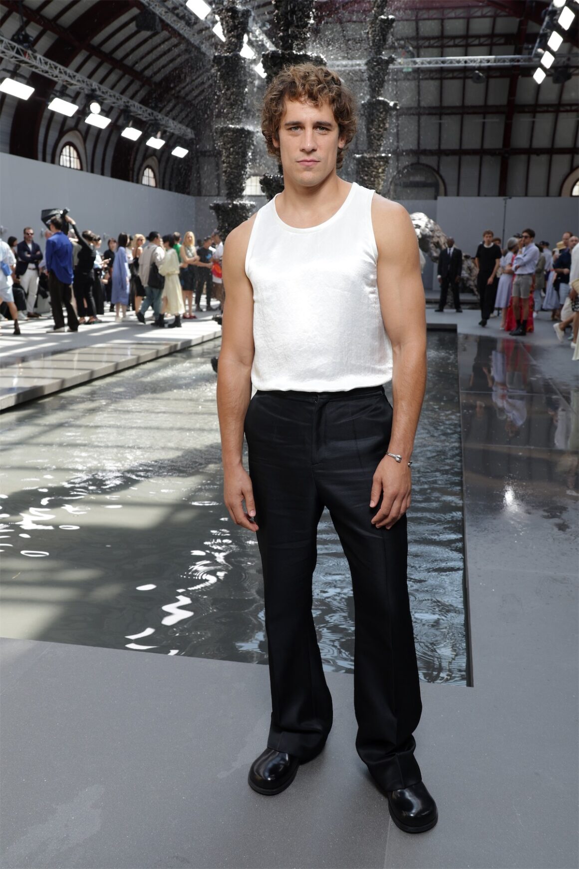 Loewe : Front Row - Paris Fashion Week - Menswear Spring/Summer 2024