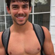 Wesley Tucker, Froy Gutierrez, Tom Daley, Ivan Amozurrutia, and more Insta Snaps