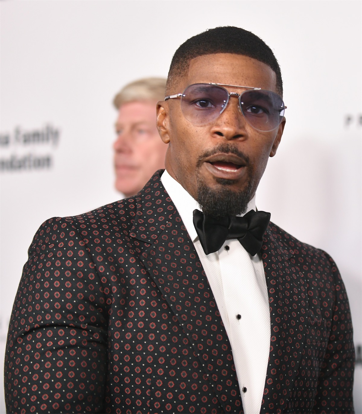 Jamie Foxx deletes and apologizes for post that was seemingly