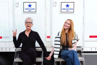 Lindsay Lohan and Jamie Lee Curtis