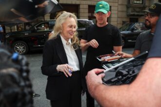 Faye Dunaway Out In New York City