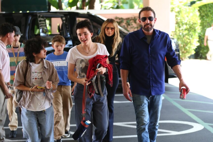 Ben Affleck And Jennifer Lopez Out In Los Angeles
