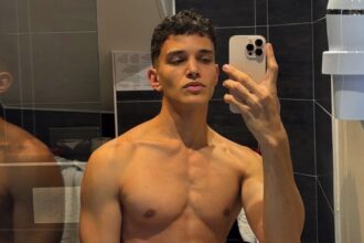 Male Model Monday 12152024
