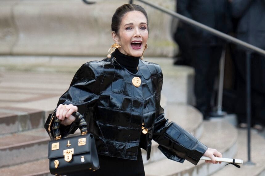 Paris Fashion Week Haute Couture - Schiaparelli Show - Outside Arrivals