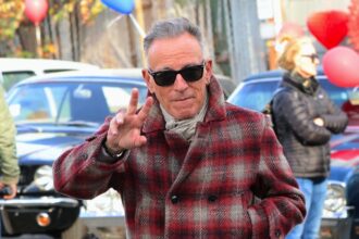 Bruce Springsteen And Jeremy Allen White On The Bayonne Set Of ‘Deliver Me From Nowhere’