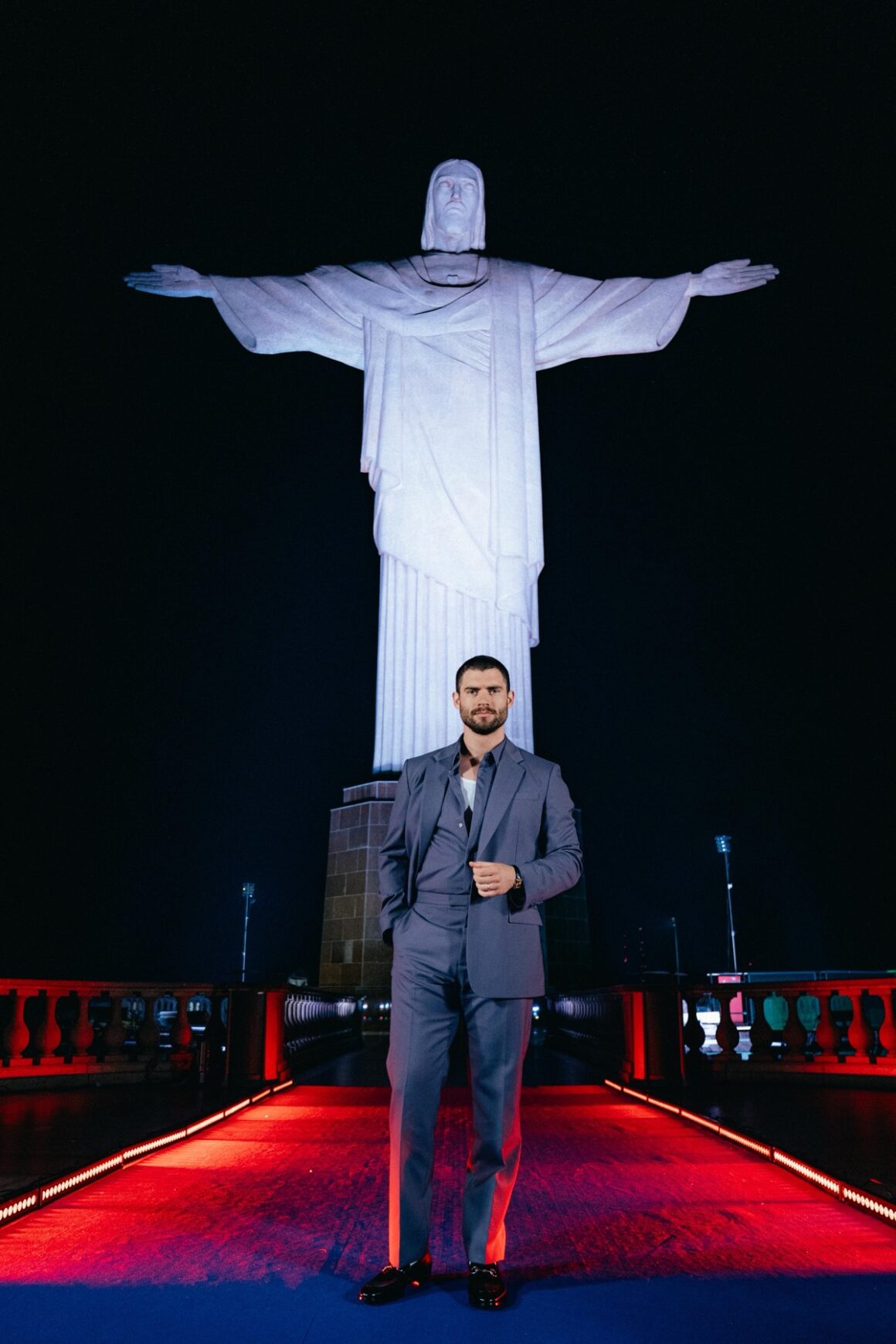David Corenswet wore a custom Gucci lavender wool single breasted suit