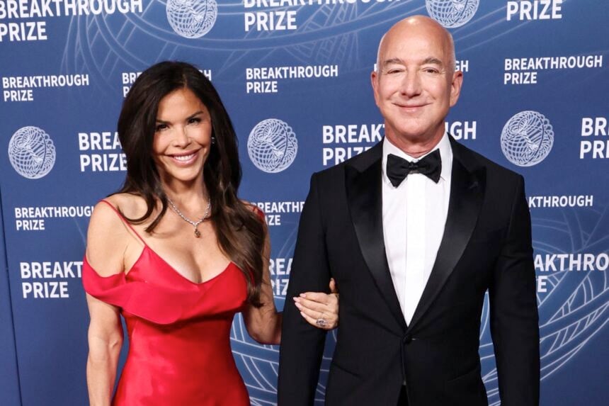 Jeff Bezos and Lauren Sánchez 2025 Breakthrough Prize