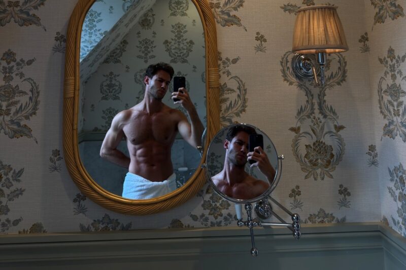 Male Model Monday: Tobias Reuter, Kamil Szymczak, Antonio Medugno, and more