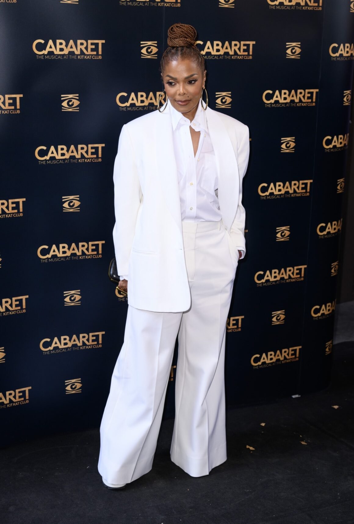 'Cabaret The Musical' 1500th Gala Performance - Arrivals