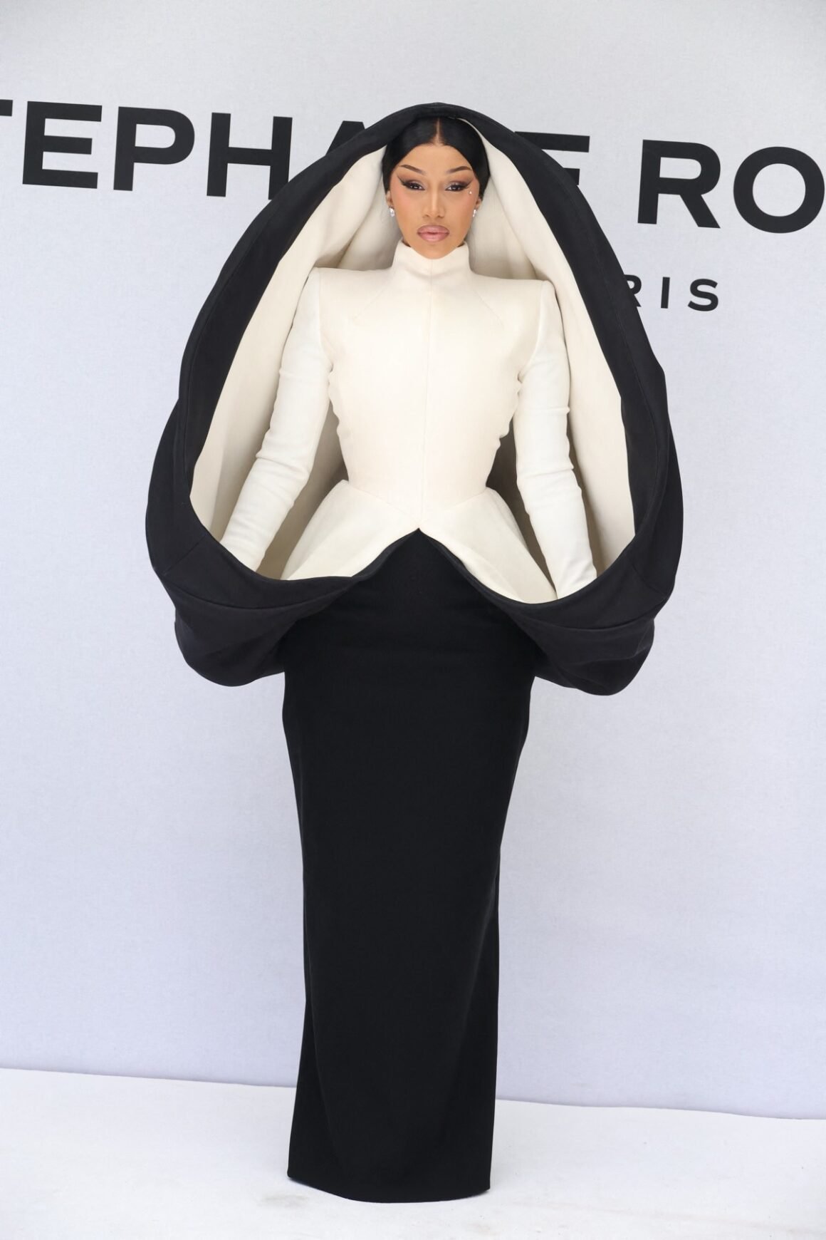 Paris Fashion Week - Haute Couture Fall Winter 2025/2026 - Stephane Rolland - Photocall