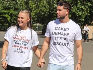 Jojo Siwa and Chris Hughes join the great Jaffa Cake debate in slogan T-shirts at BST Hyde Park