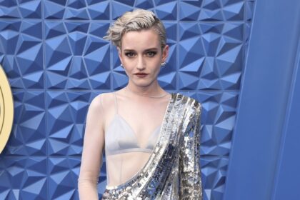 Julia Garner