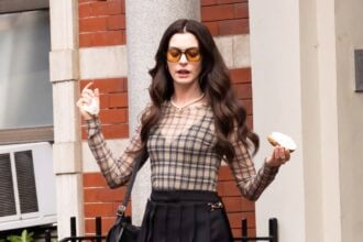 Anne Hathaway On Location Filming 'The Devil Wears Prada 2' In New York