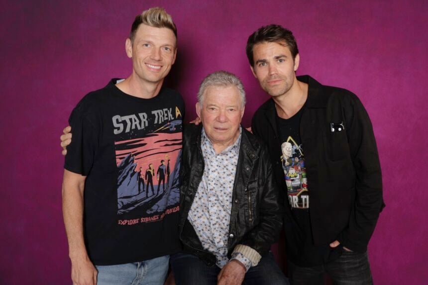 Nick Carter hangs out with William Shatner and Paul Wesley