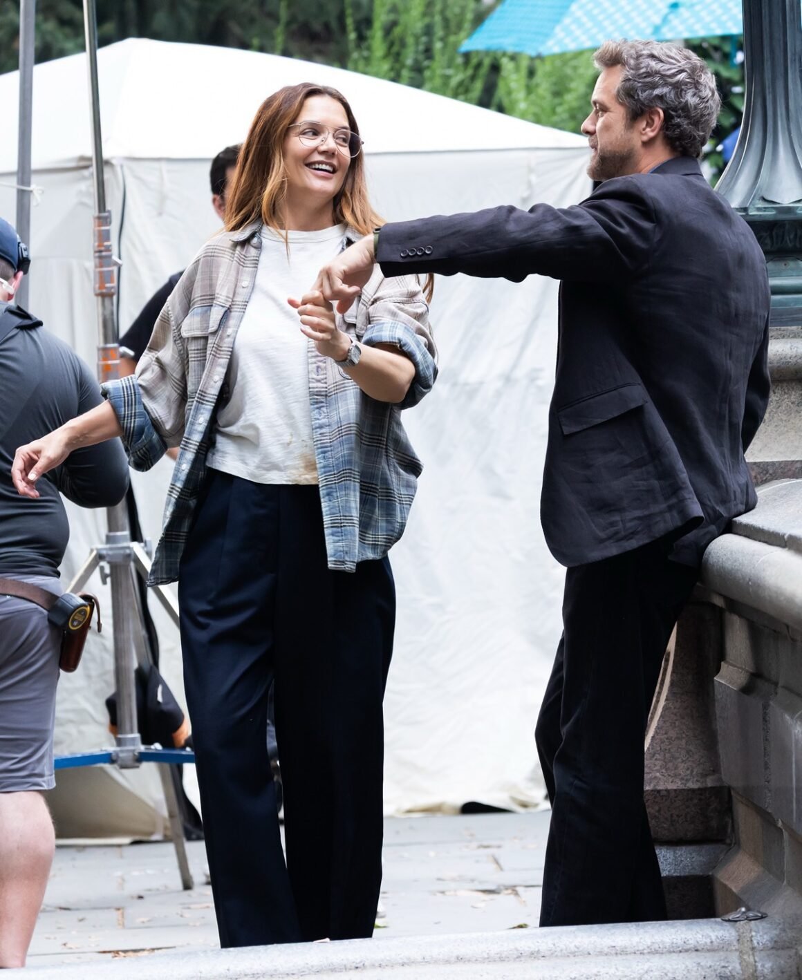 Filming On The ’Happy Hour’ Set In New York City