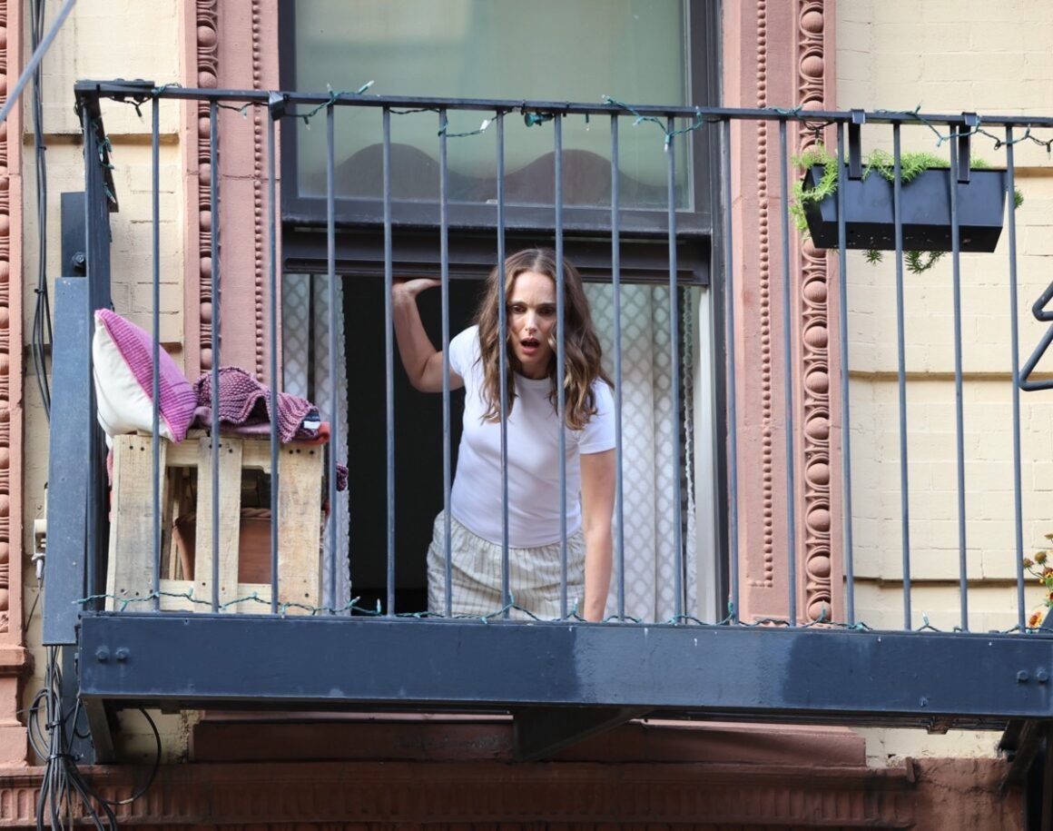 Natalie Portman Filming On The ‘Good Sex’ Set In New York City