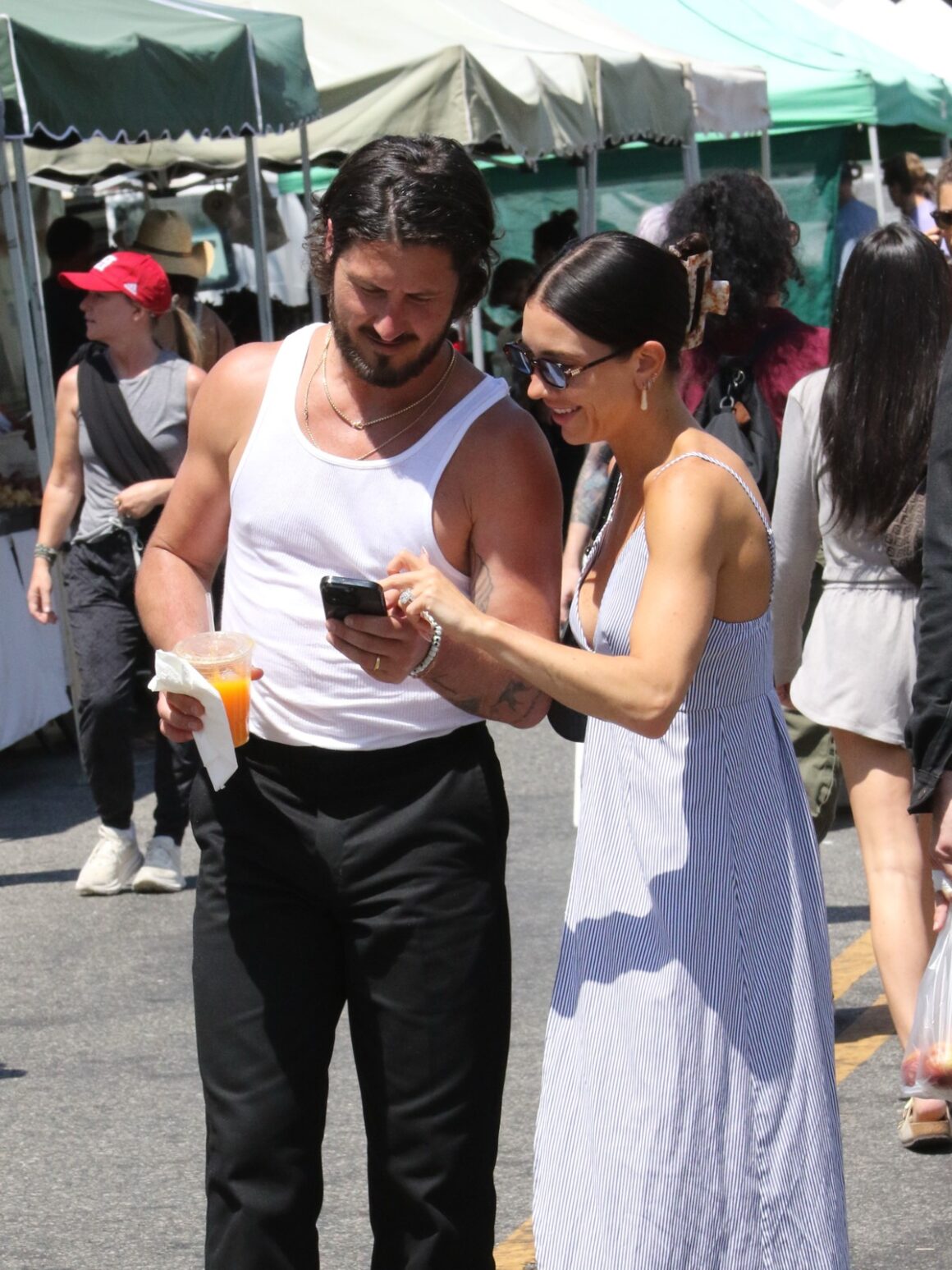 Celebrity in studio city farmers market
