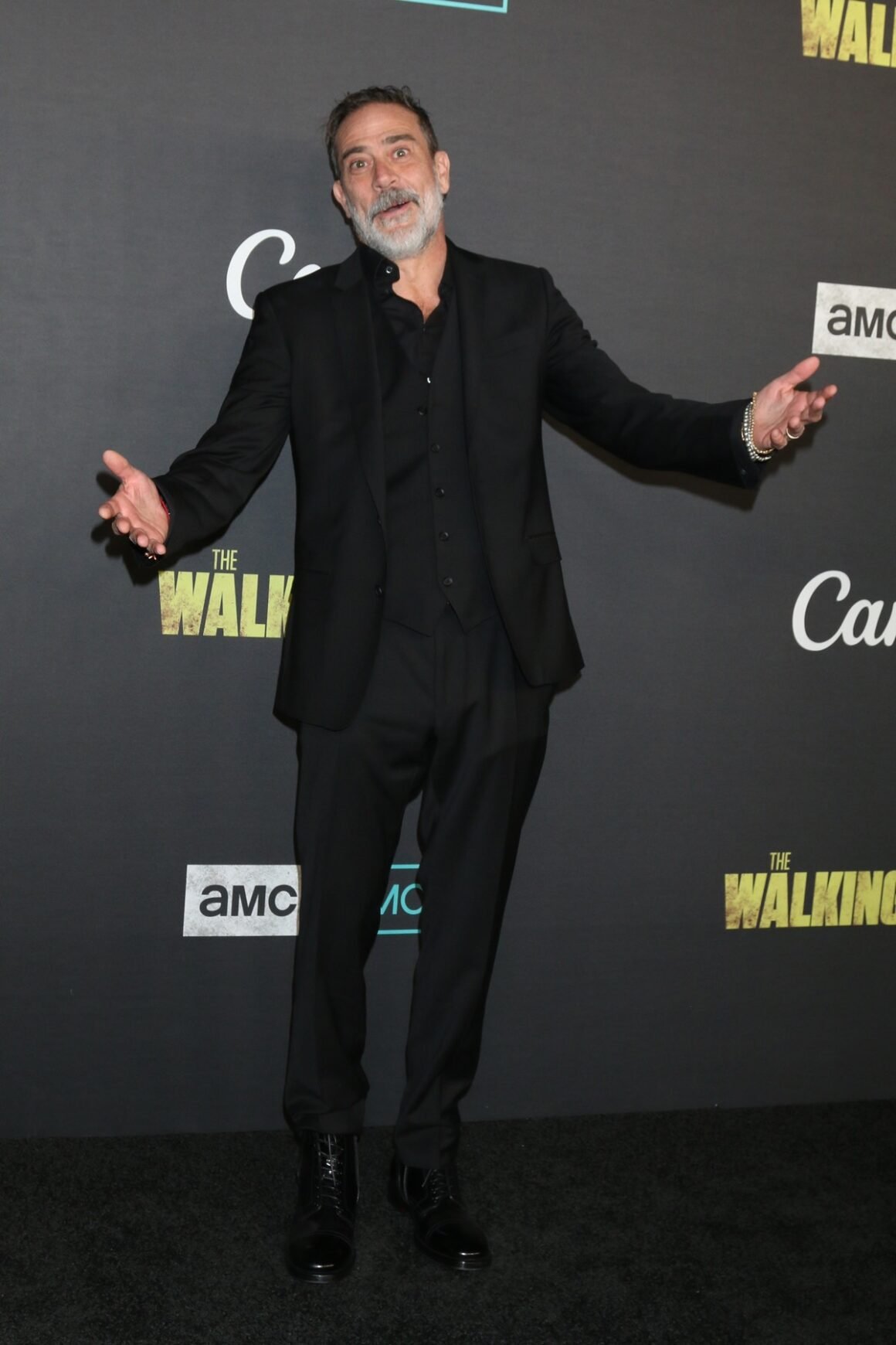 Jeffrey Dean Morgan