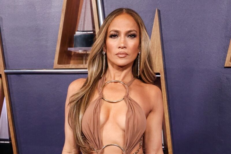 Jennifer Lopez denied entry into Chanel store in Istanbul
