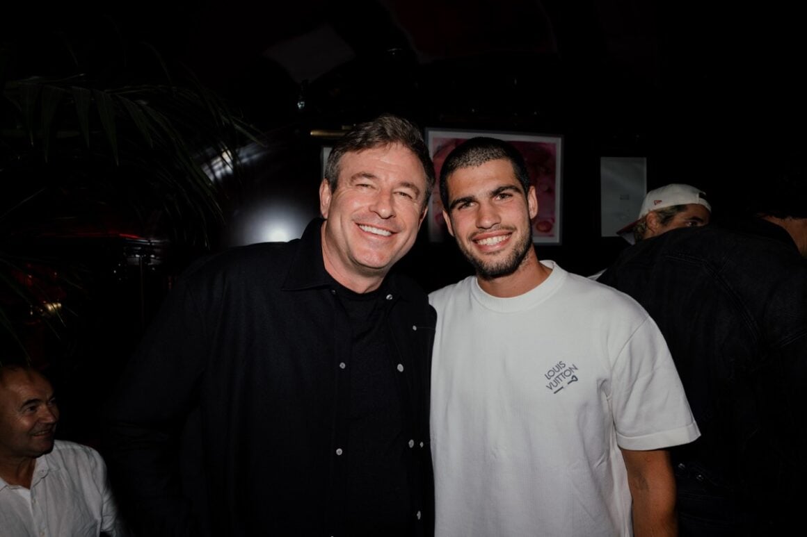Todd Graves, Carlos Alcaraz