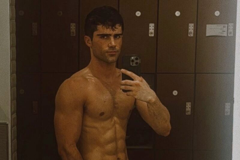 Insta Sanps: Max Ehrich, Pierson Fode, Dodi El’circy, Wesley Tucker, and more