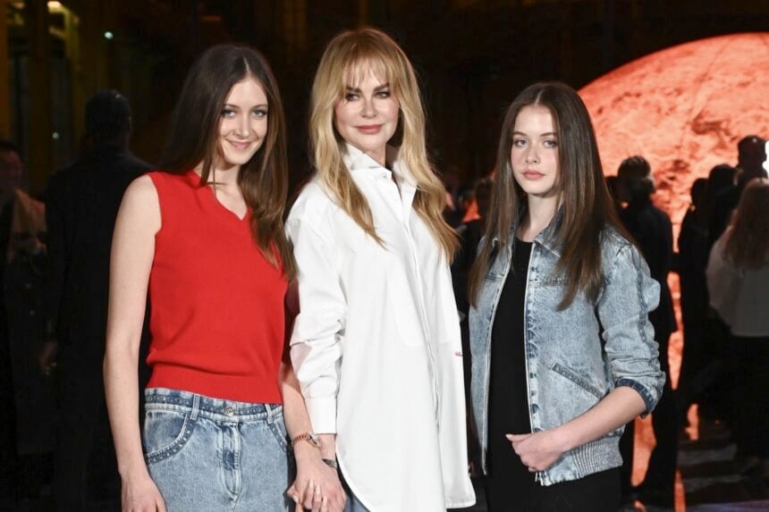 Sunday Rose Kidman Urban, Nicole Kidman and Faith Margaret Kidman-Urban