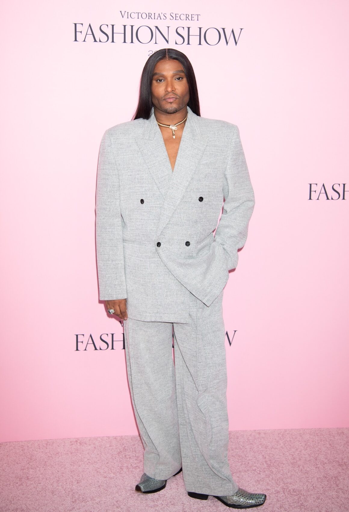Victoria's Secret 2025 Fashion Show - Pink Carpet Arrivals
