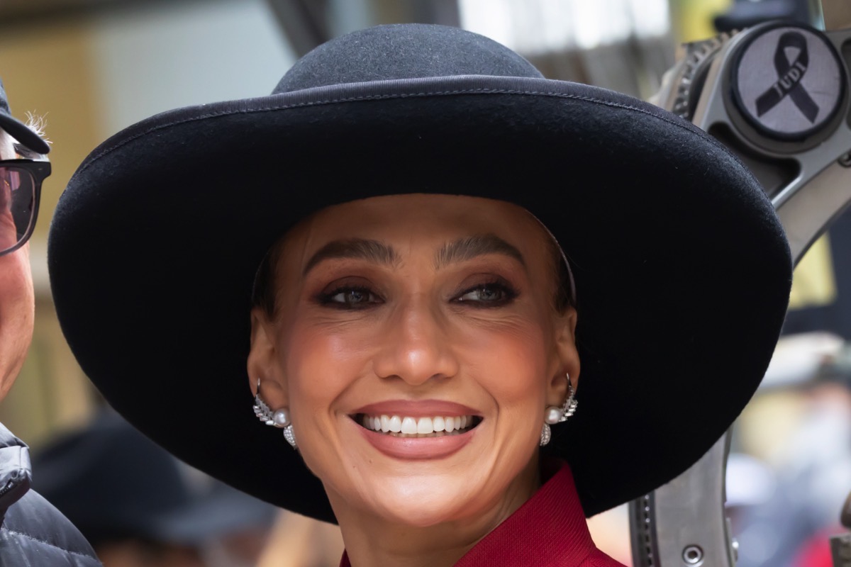 J.Lo's response to Madison LeCroy and Alex Rodriguez drama is