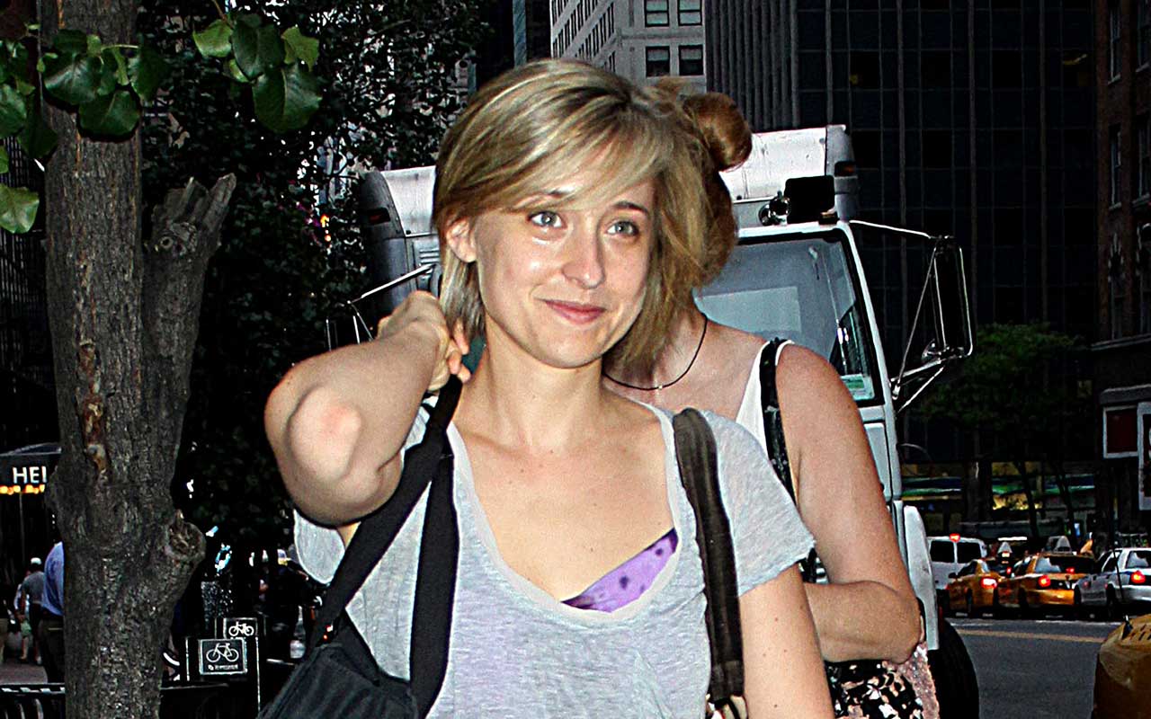 Former Smallville star Allison Mack breaks years of silence to share NXIVM story