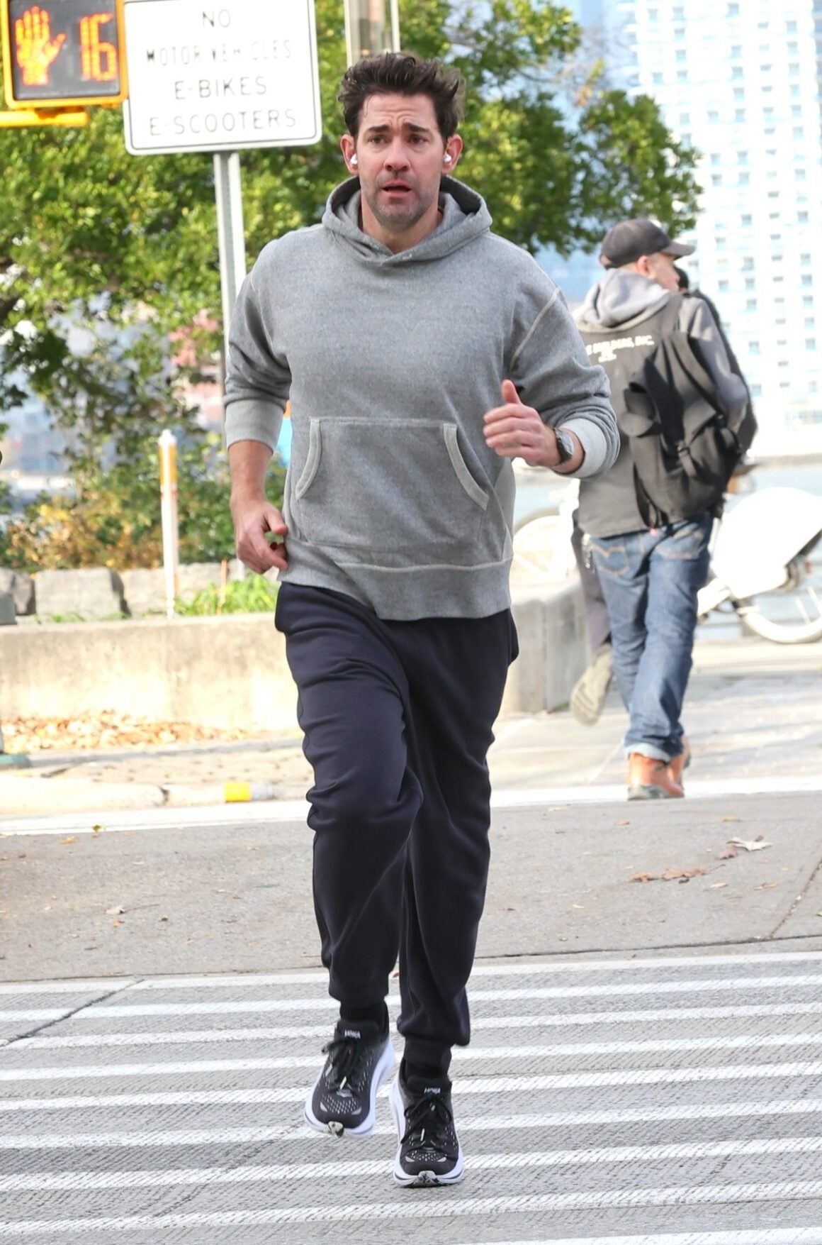 John Krasinski on set filming of 'Jack Ryan' in New York City