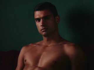 Instahottie 11202025