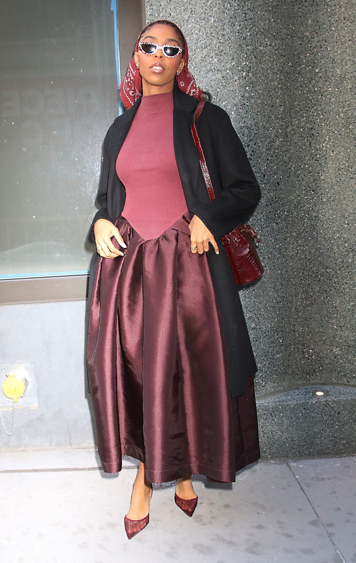 Jessica Williams outside 'The View'