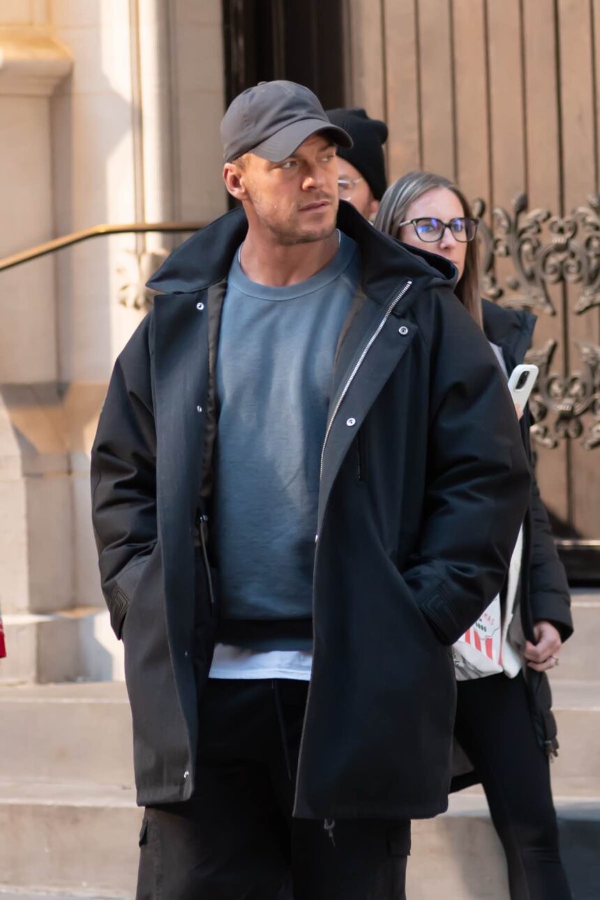 Alan Ritchson's Neighbor Started It, Sources Claim — Here's What the ...