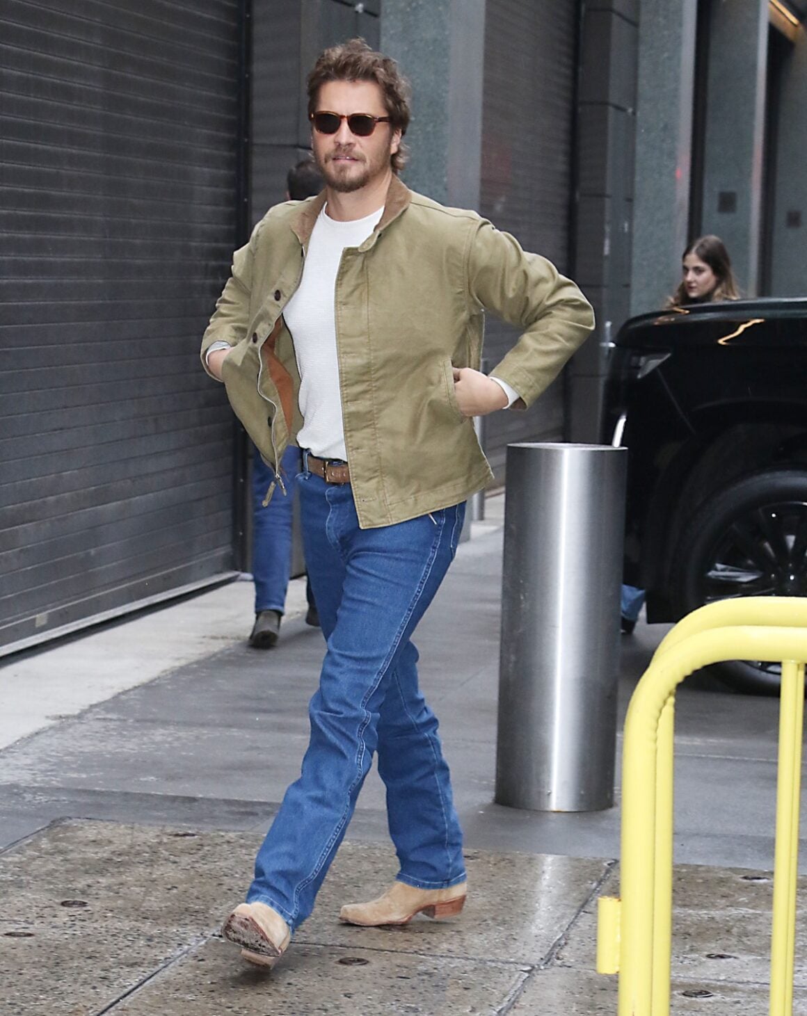 Celebrities Outside 'LIVE With Kelly And Mark' Studios