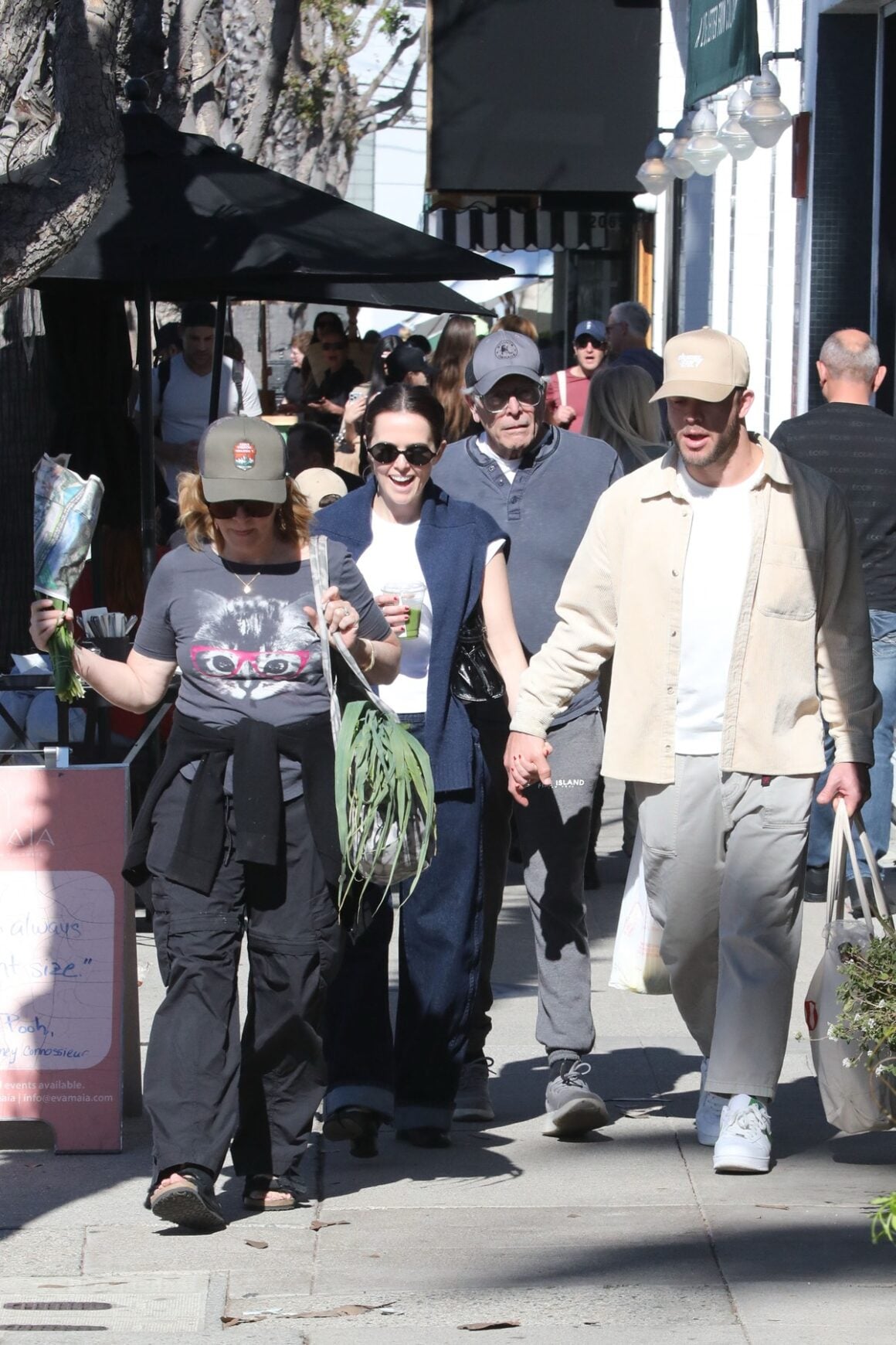 Celebrities Shopping At The Farmers Market In Studio City