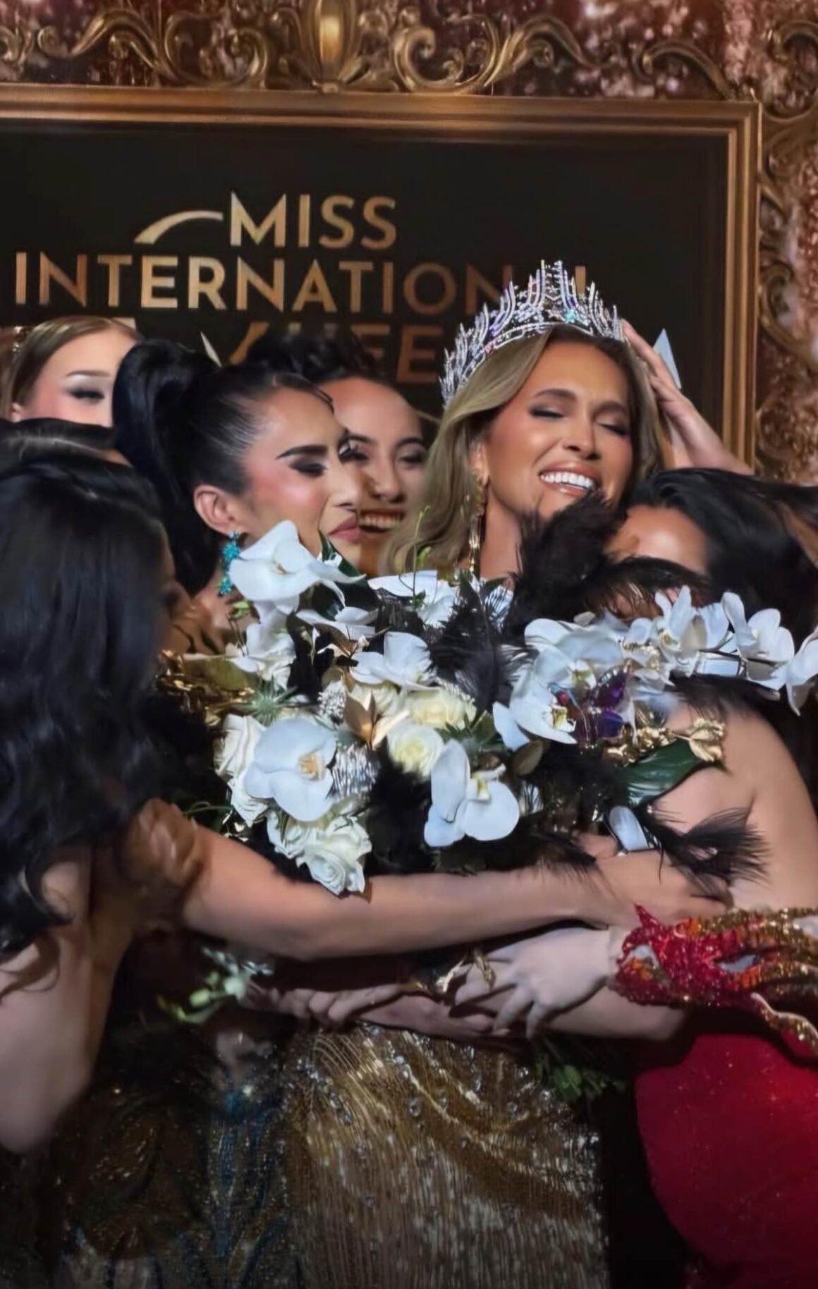 Lo Colby Miss International Queen USA