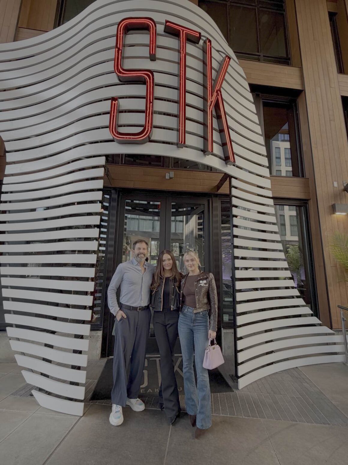 STK